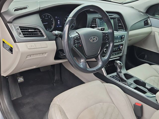 Thumbnail: 2016 Hyundai Sonata - 2