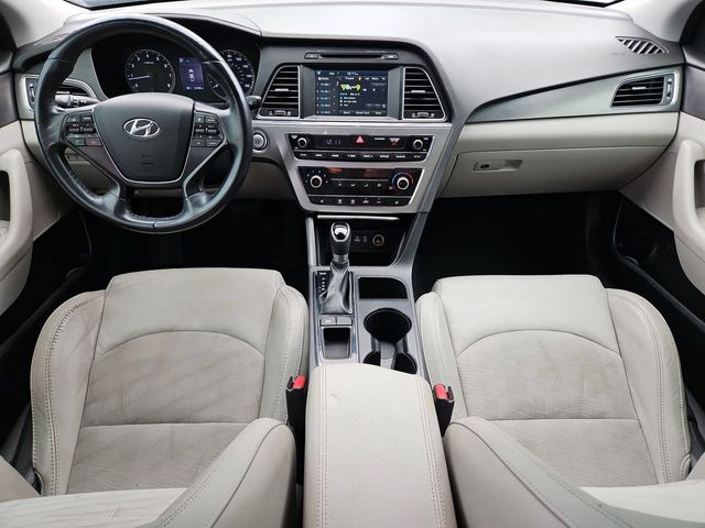 Thumbnail: 2016 Hyundai Sonata - 10