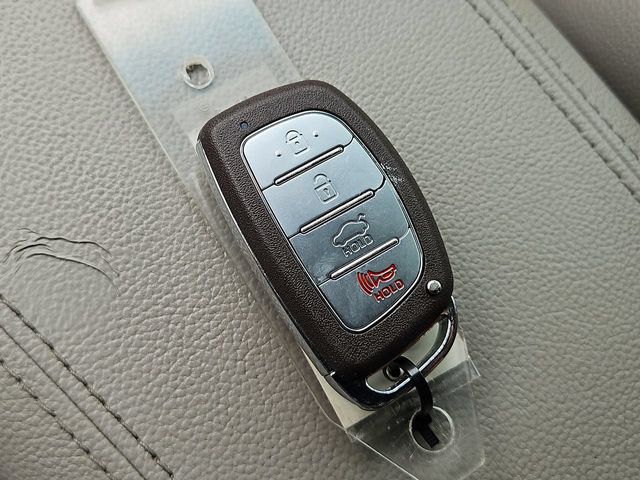 Thumbnail: 2016 Hyundai Sonata - 19