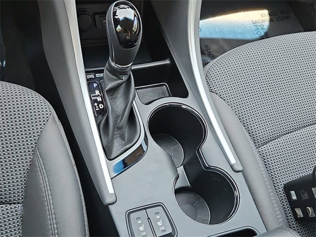 2013 Hyundai Sonata GLS 16