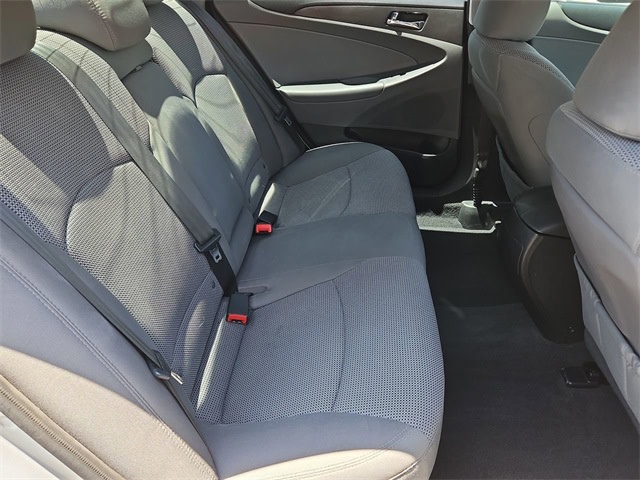 2013 Hyundai Sonata GLS 29