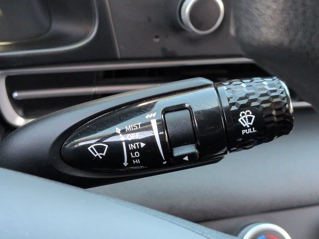 Thumbnail: 2021 Hyundai Elantra - 32