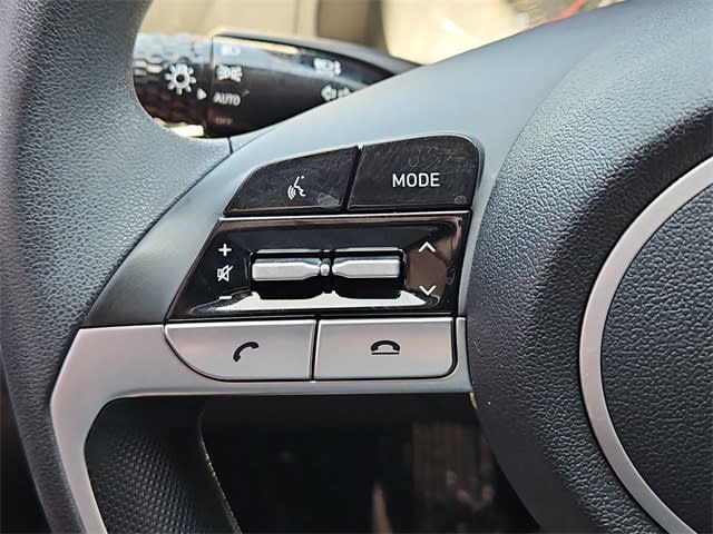 2021 Hyundai Elantra SE 28