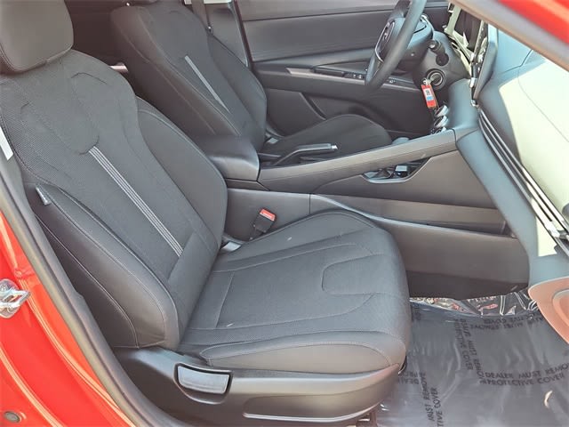 2021 Hyundai Elantra SE 27