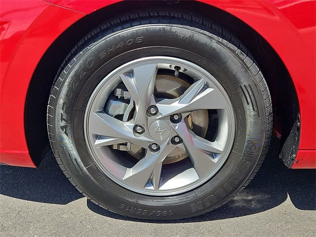 2021 Hyundai Elantra SE 8
