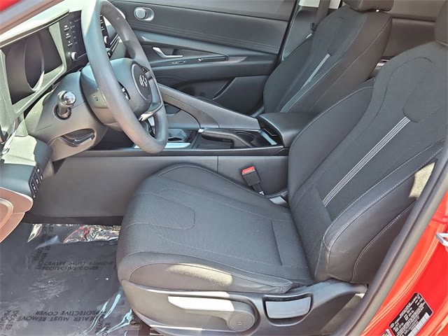2021 Hyundai Elantra SE 11