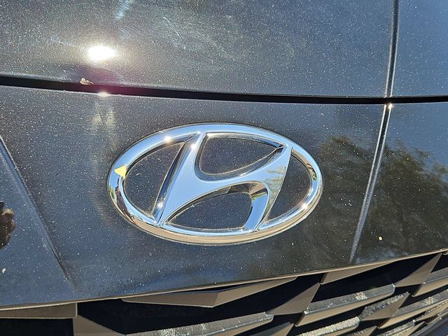 Thumbnail: 2022 Hyundai Elantra - 25
