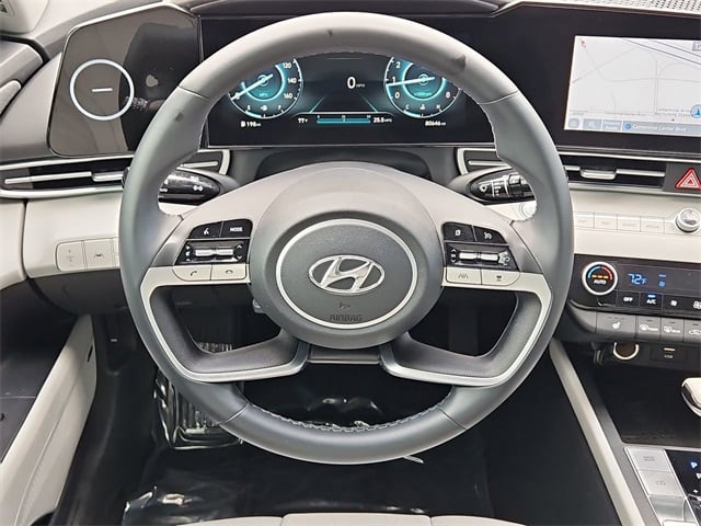 2021 Hyundai Elantra Limited Edition 14