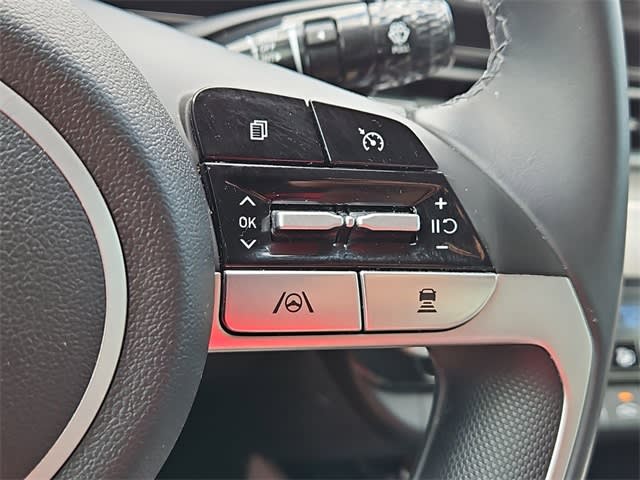 2021 Hyundai Elantra Limited Edition 31