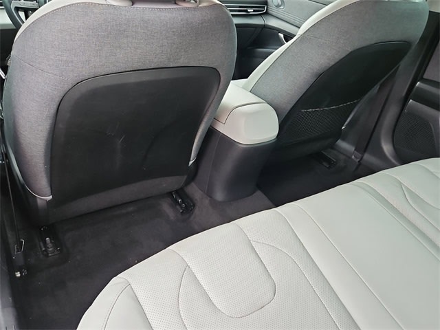 2021 Hyundai Elantra Limited Edition 13