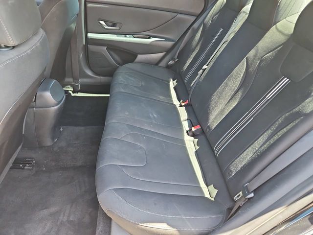 Thumbnail: 2021 Hyundai Elantra - 13