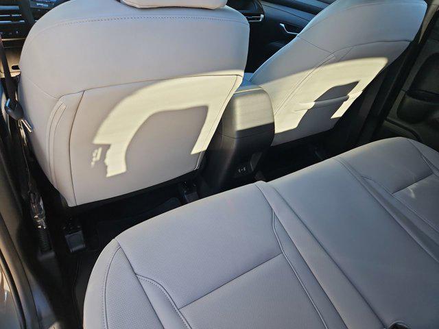 Thumbnail: 2026 Hyundai Santa Cruz - 12