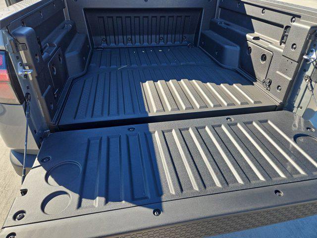 Thumbnail: 2026 Hyundai Santa Cruz - 18