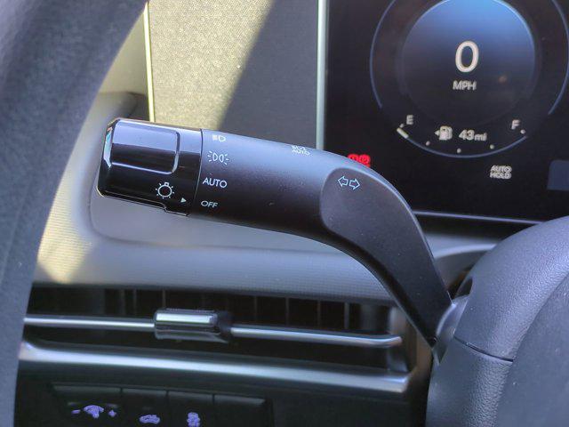 Thumbnail: 2026 Hyundai Santa Cruz - 18