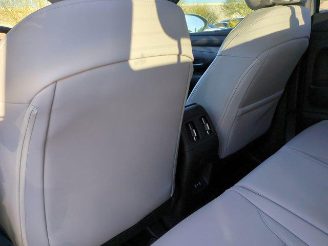 Thumbnail: 2026 Hyundai Santa Cruz - 12