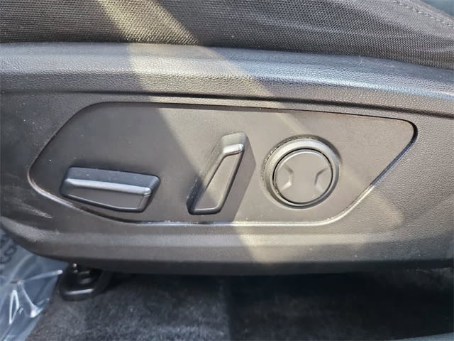 Thumbnail: 2023 Hyundai Santa Cruz - 26