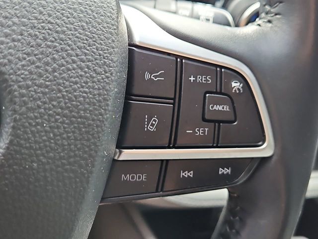 Thumbnail: 2022 Toyota Highlander - 30
