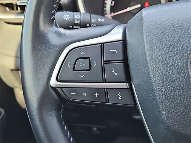 2022 Toyota Highlander XSE 31