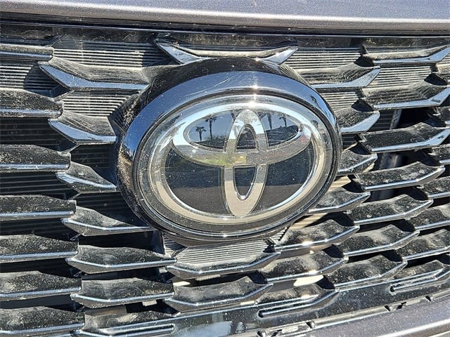 2022 Toyota Highlander XSE 7