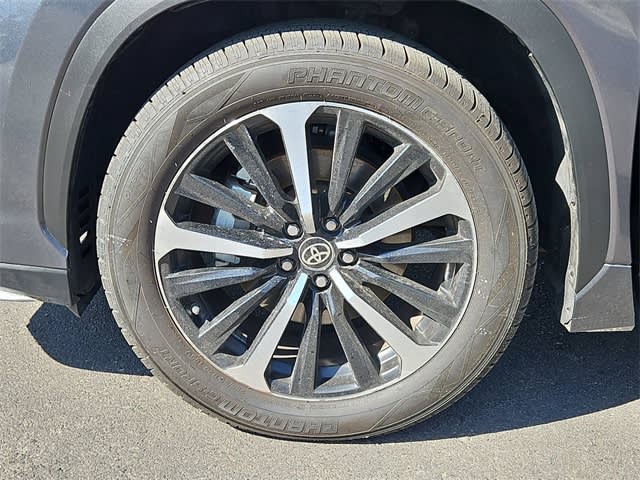 2022 Toyota Highlander XSE 8