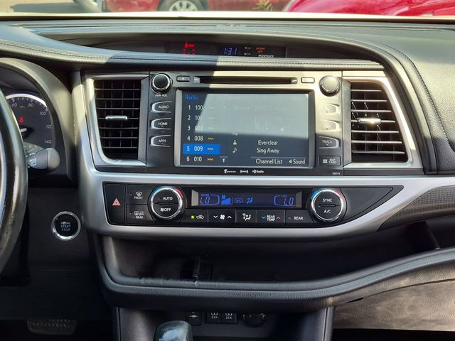 Thumbnail: 2017 Toyota Highlander - 15