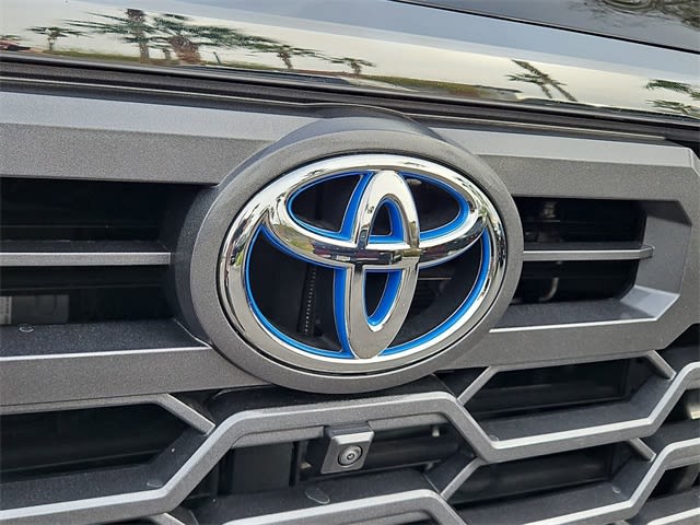 Thumbnail: 2023 Toyota Tundra - 7