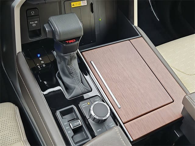 Thumbnail: 2023 Toyota Tundra - 16