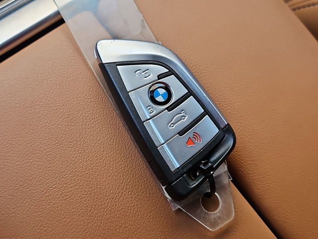 Thumbnail: 2023 BMW X5 - 19