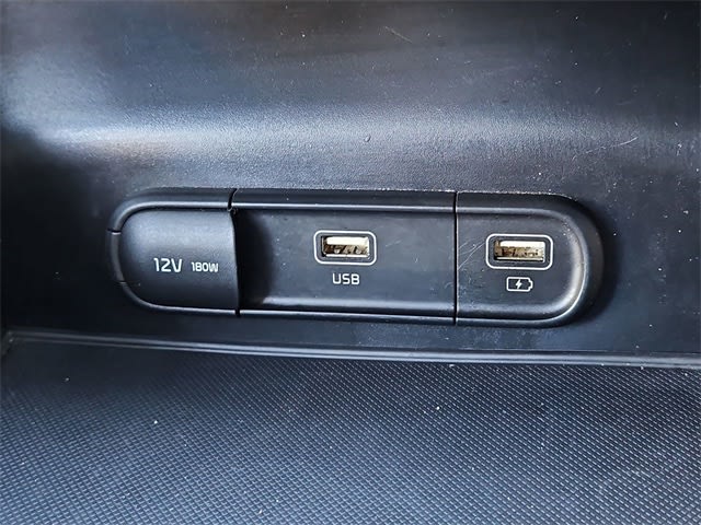 Thumbnail: 2022 Kia K5 - 34