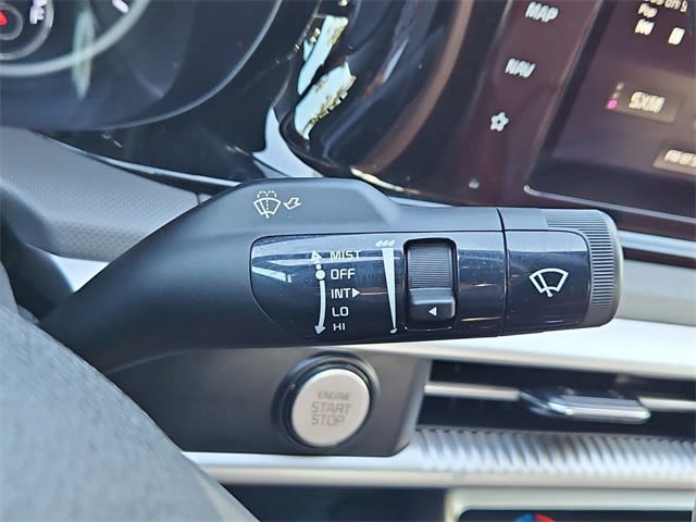 Thumbnail: 2022 Kia K5 - 16