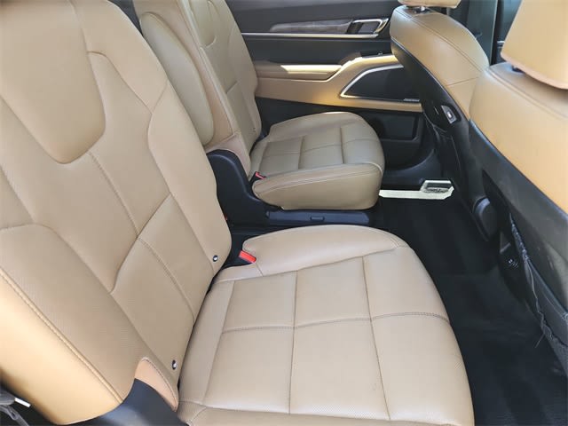 Thumbnail: 2020 Kia Telluride - 11