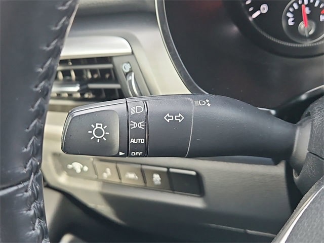 Thumbnail: 2020 Kia Telluride - 32