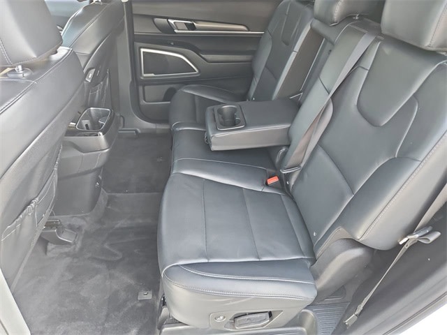 Thumbnail: 2020 Kia Telluride - 13