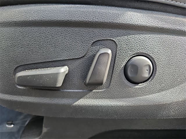 Thumbnail: 2020 Kia Telluride - 25