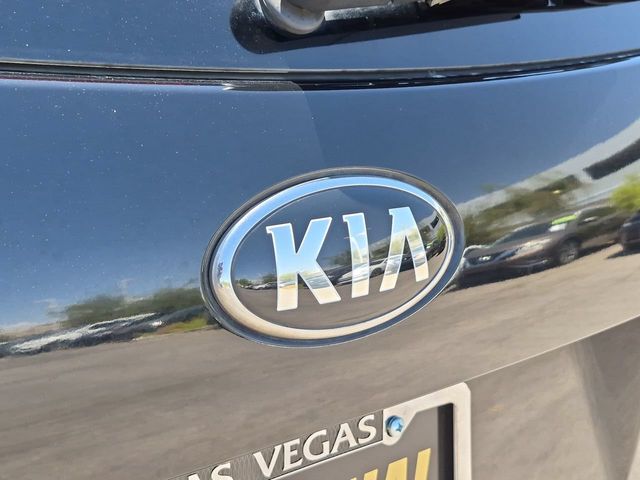 Thumbnail: 2018 Kia Sorento - 7