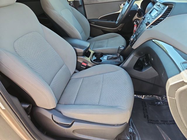 Thumbnail: 2016 Hyundai Santa Fe - 12