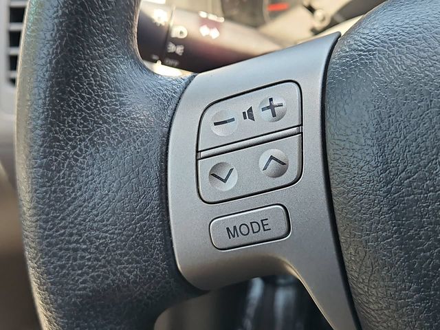 Thumbnail: 2013 Toyota Corolla - 29