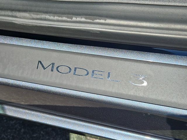 Thumbnail: 2023 Tesla Model 3 - 7