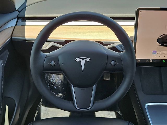Thumbnail: 2023 Tesla Model 3 - 13