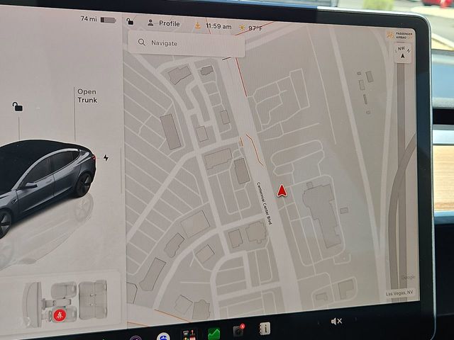 Thumbnail: 2023 Tesla Model 3 - 14