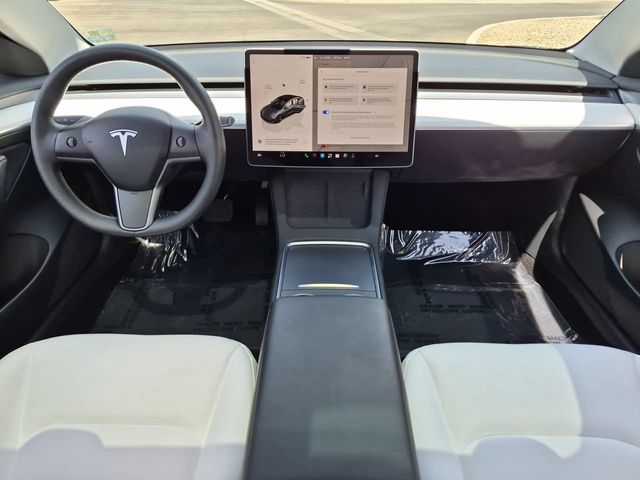 Thumbnail: 2023 Tesla Model 3 - 9