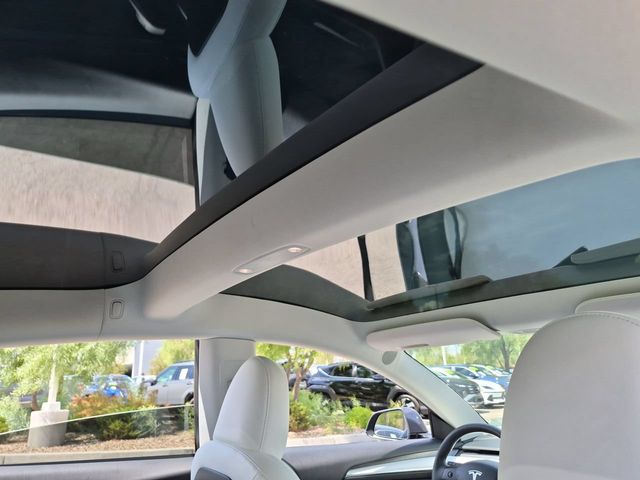 Thumbnail: 2023 Tesla Model 3 - 25