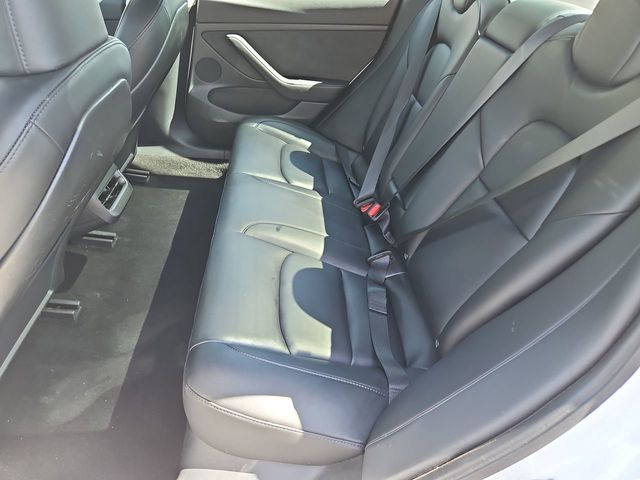 Thumbnail: 2023 Tesla Model 3 - 27