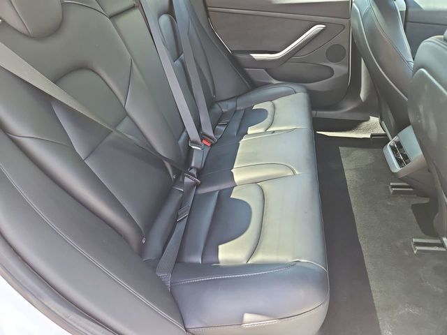 Thumbnail: 2023 Tesla Model 3 - 16