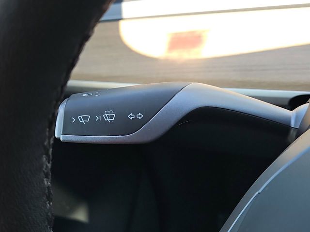 Thumbnail: 2023 Tesla Model 3 - 29