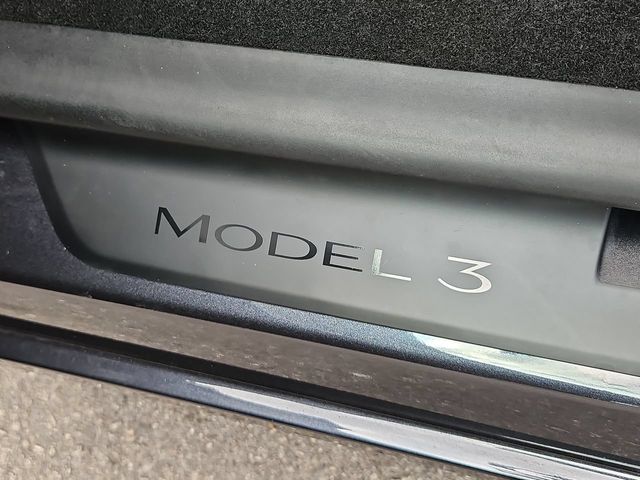 Thumbnail: 2025 Tesla Model 3 - 20