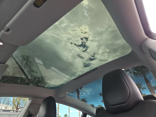 Thumbnail: 2025 Tesla Model 3 - 22