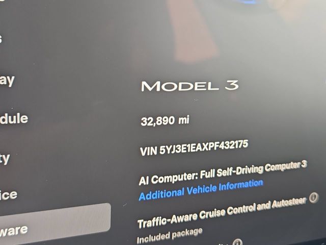 Thumbnail: 2023 Tesla Model 3 - 14