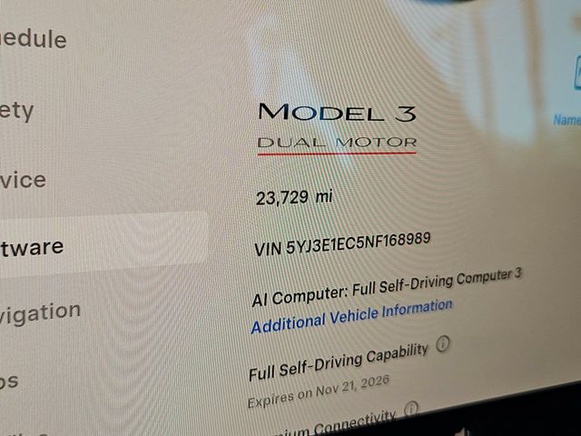 Thumbnail: 2022 Tesla Model 3 - 16