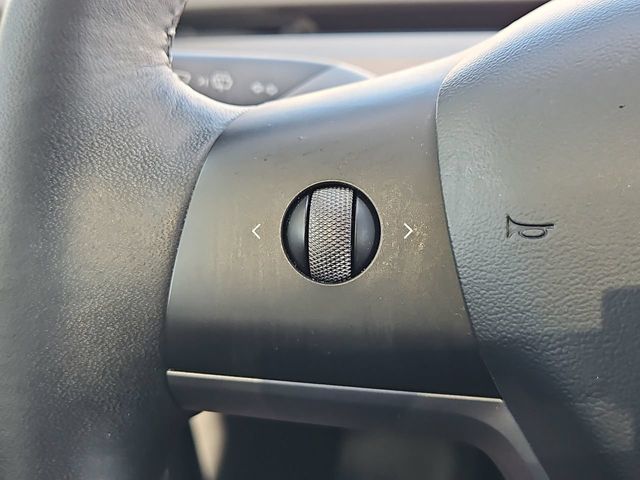 Thumbnail: 2022 Tesla Model 3 - 27
